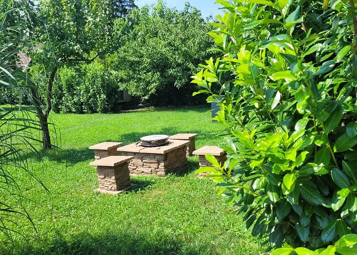 Silver Lodge Apartments Eger