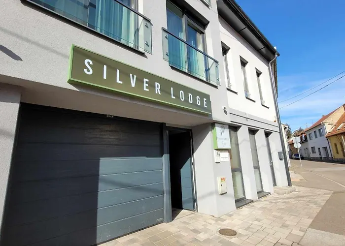 Silver Lodge Apartments Eger