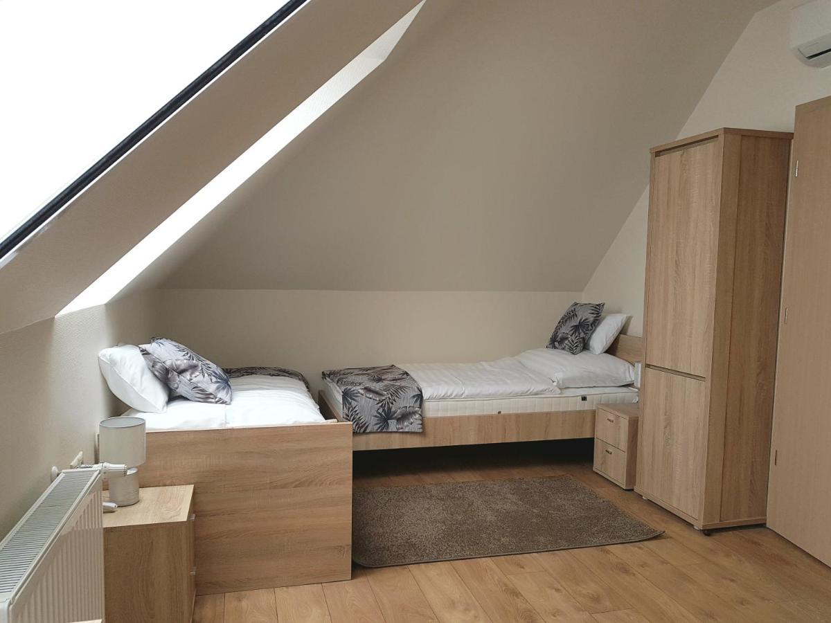 Silver Apartment *