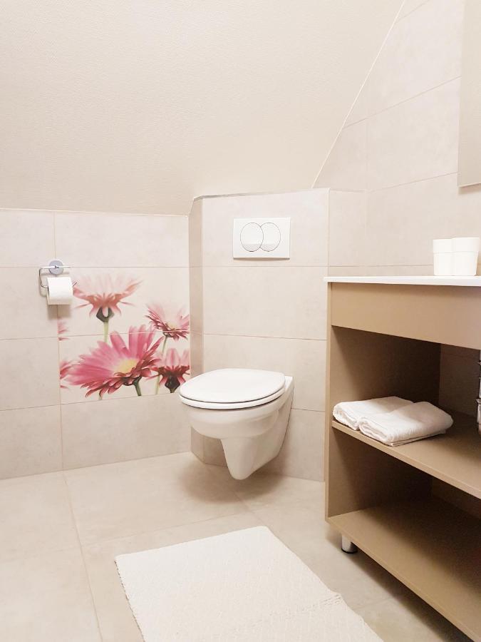 Silver Apartment *